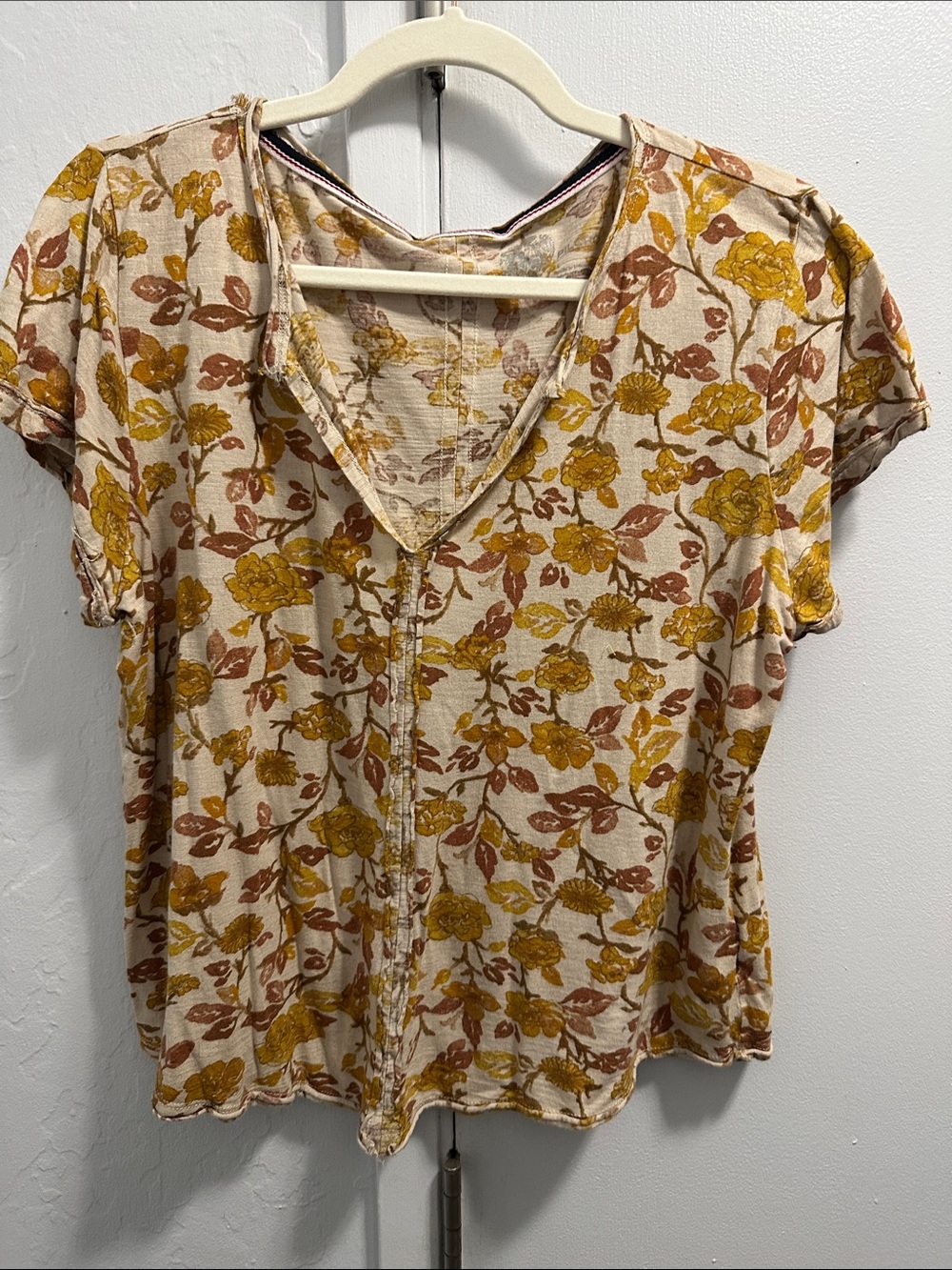 Pilcro Floral V-Neck Short Sleeve Top in Mustard, Rust & Cream